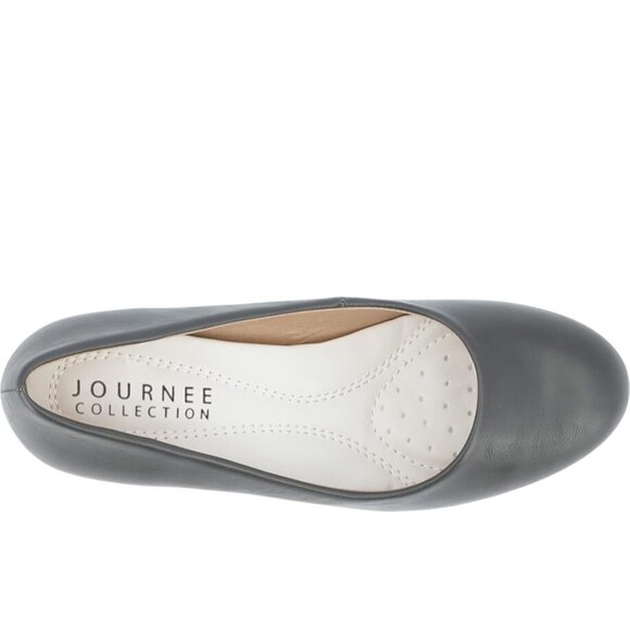Journee Collection Women's Luu Round Toe Pumps - Grey - Picture 3 of 3